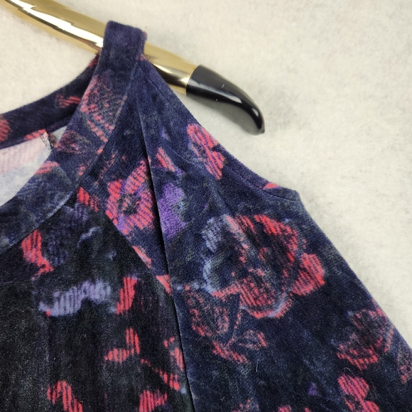 Woman Within Womens Size Medium Blue Floral Cold Shoulder Velour Sweater Top - Picture 3 of 10